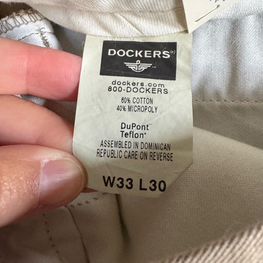 NWT Mens Dockers Classic Fit Stain Defender 33x30 Khaki - Picture 4 of 8